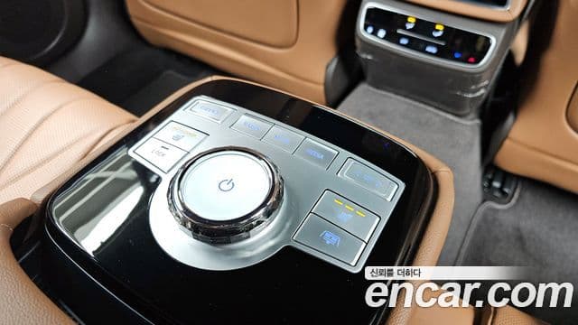 Genesis G80 (RG3) бензин 2.5 турбо AWD, 2023 19