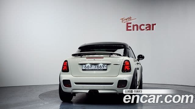 Mini Cooper S купе JCW, 2015 4