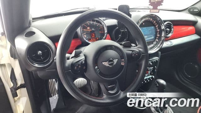 Mini Cooper S купе JCW, 2015 13