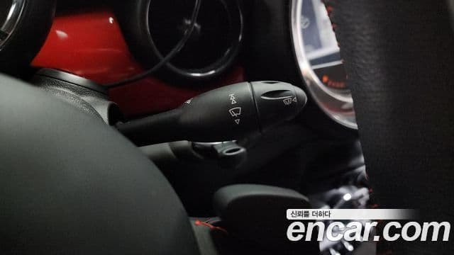 Mini Cooper S купе JCW, 2015 15