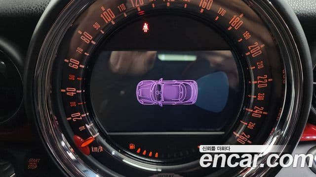 Mini Cooper S купе JCW, 2015 17