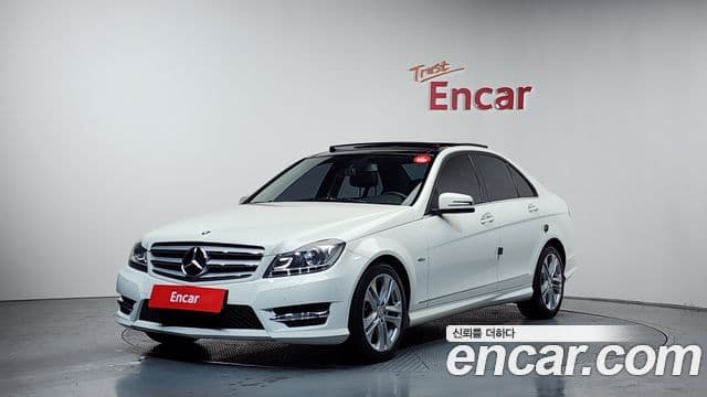 Mercedes-Benz C-класс W204 Avantgarde, 2012 1