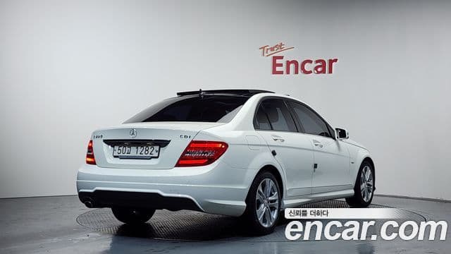 Mercedes-Benz C-класс W204 Avantgarde, 2012 2