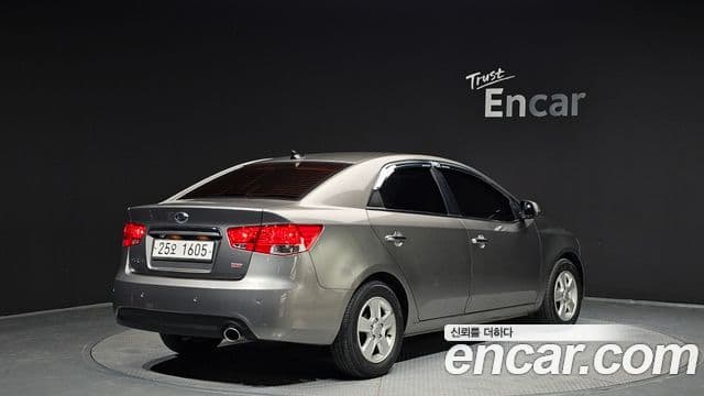 Kia Forte 빌트인캠2 — базовая версия - Built-in Cam 2, 2012 2