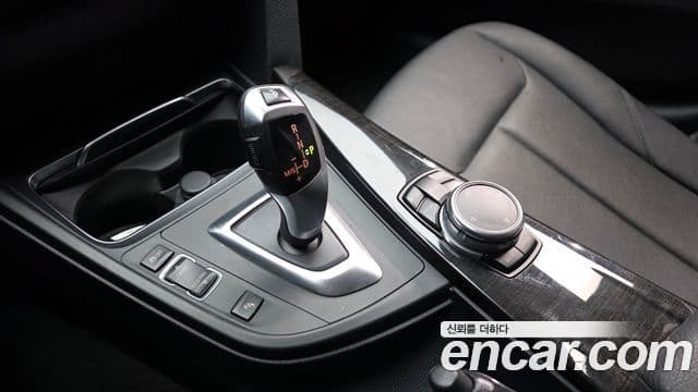 BMW 3시리즈 (F30), 2016 9