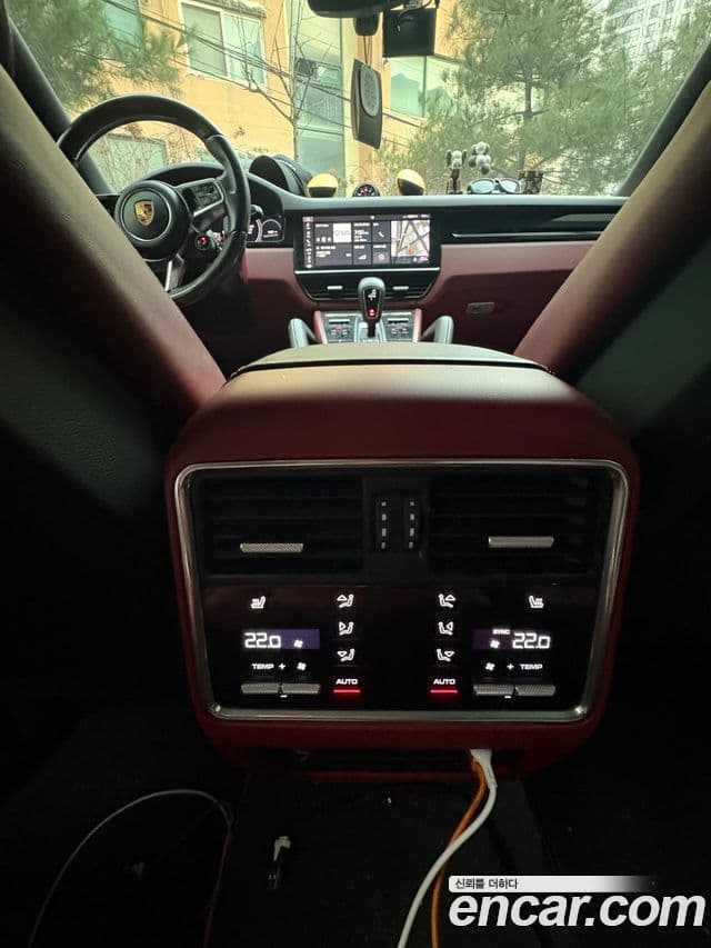 Porsche Cayenne (PO536), 2019 2