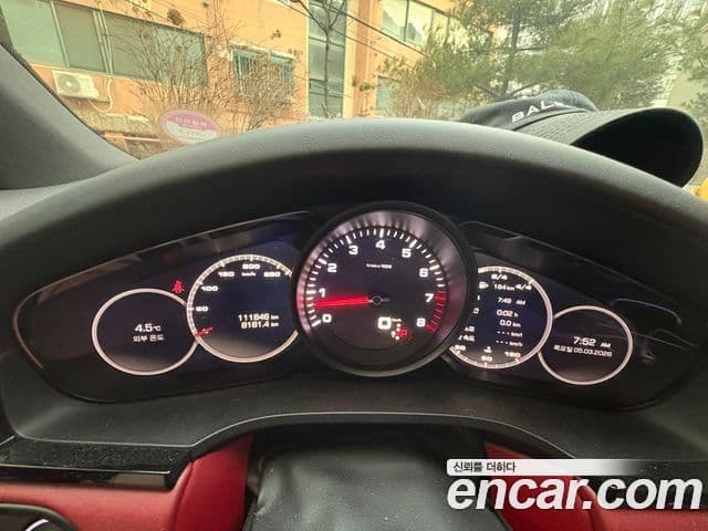 Porsche Cayenne (PO536), 2019 3