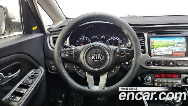 Kia All New Carens Prestige, 2015 13