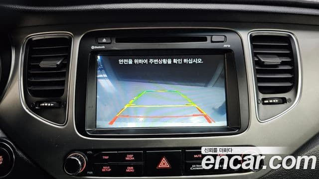 Kia All New Carens Prestige, 2015 15