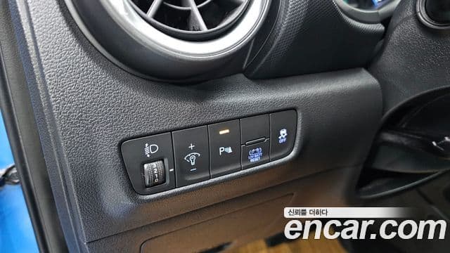 Hyundai The / новый New Kona гибрид Inspiration, 2021 12