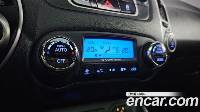 Hyundai Tucson ix Premier, 2011 19