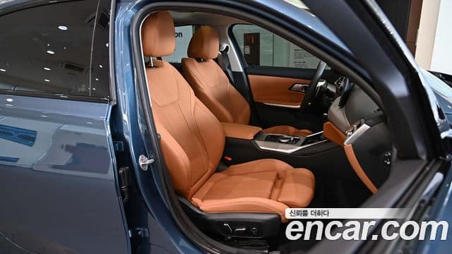 BMW 3시리즈 (G20), 2025 13