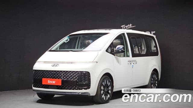 Hyundai Staria Inspiration, 2025 1