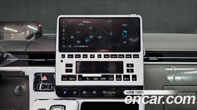 Hyundai Staria Inspiration, 2025 12