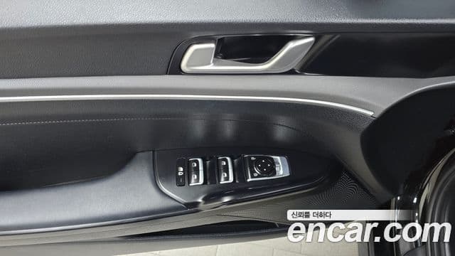 Kia K5 3세대 Standard, 2023 17