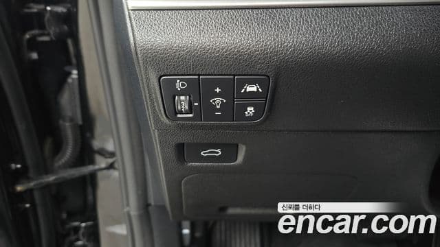 Kia K5 3세대 Standard, 2023 18