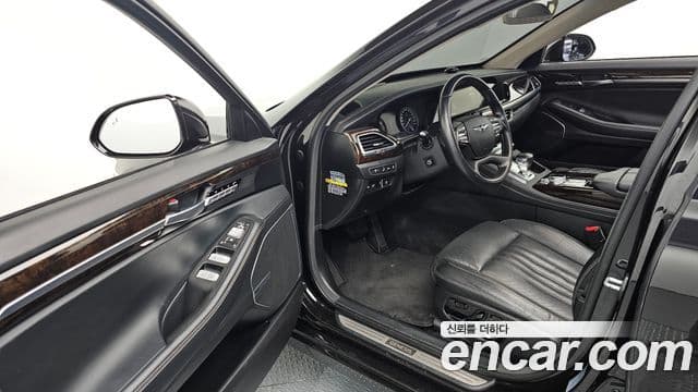Genesis G90 Premium Luxury, 2019 10