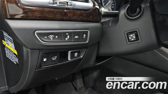 Genesis G90 Premium Luxury, 2019 13