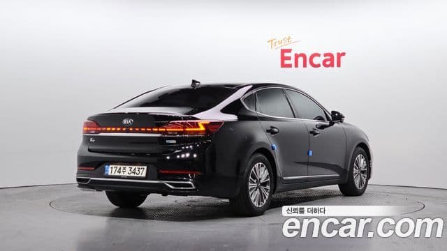 Kia K7 Premier гибрид Noblesse, 2021 2