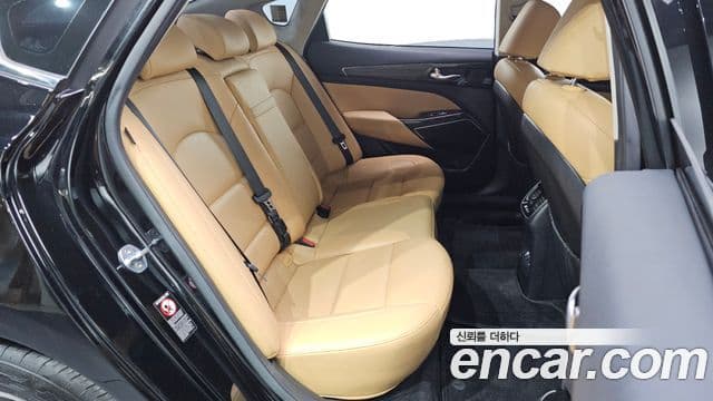 Kia K7 Premier гибрид Noblesse, 2021 12