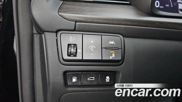 Kia K7 Premier гибрид Noblesse, 2021 18