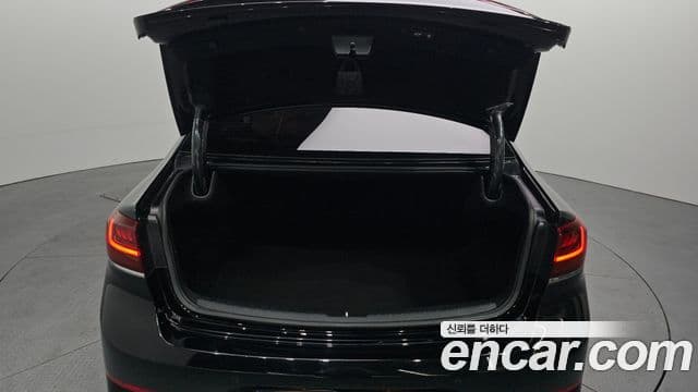 Kia K7 Premier гибрид Noblesse, 2021 20