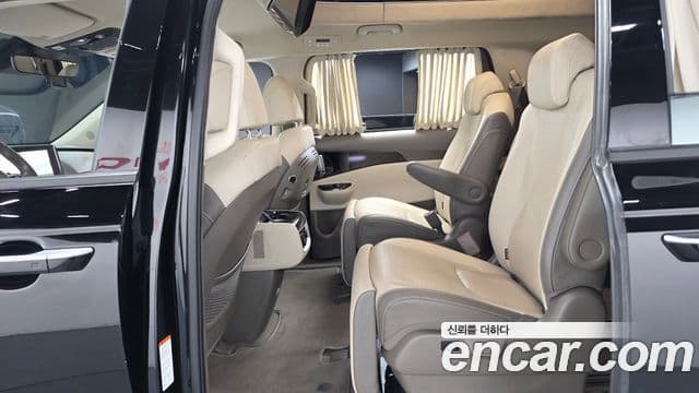Kia Carnival 4세대 Signature, 2023 12