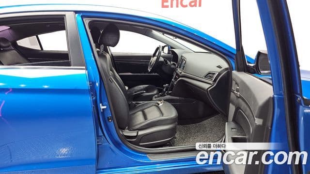 Hyundai Avante AD Special, 2016 11