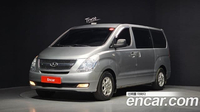 Hyundai Grand Starex CVX Luxury, 2011 1