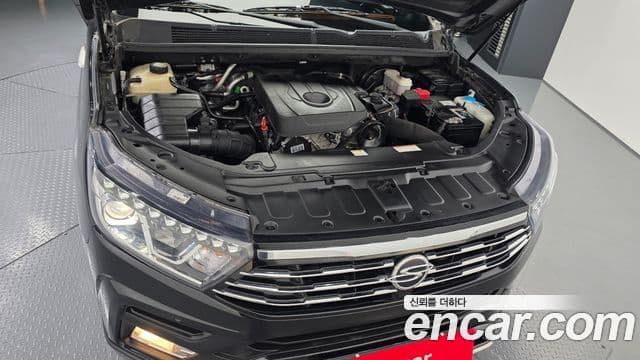 KG모빌리티(SsangYong) Korando 투리스모 4WD TX 9인승, 2019 6