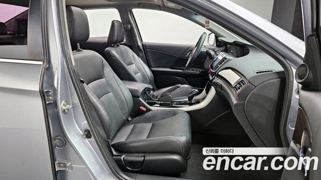 Honda 올뉴어코드 9세대, 2017 10