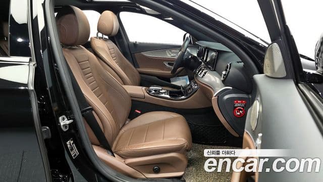 Mercedes-Benz E-класс W213 Avantgarde, 2020 11