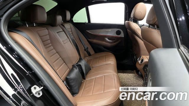 Mercedes-Benz E-класс W213 Avantgarde, 2020 12