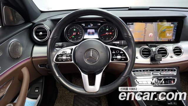 Mercedes-Benz E-класс W213 Avantgarde, 2020 13