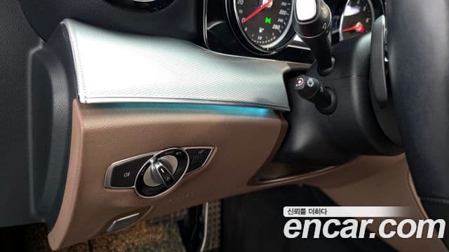 Mercedes-Benz E-класс W213 Avantgarde, 2020 19