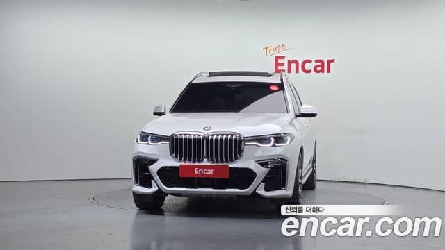 BMW X7 (G07) xDrive 30d M Sport 6인승, 2020 2