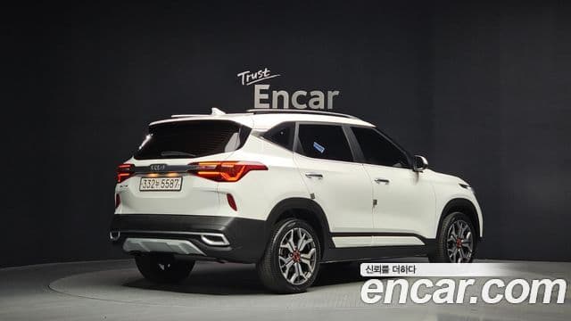 Kia Seltos Signature, 2023 2