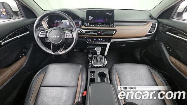 Kia Seltos Signature, 2023 7