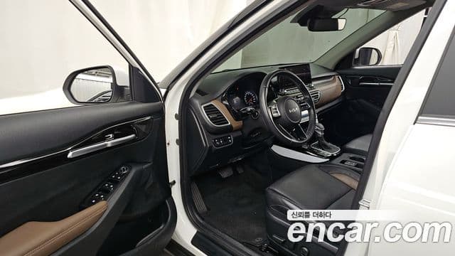 Kia Seltos Signature, 2023 10