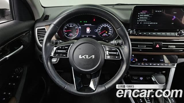 Kia Seltos Signature, 2023 13