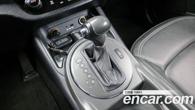 Kia Sportage R топовая версия, 2013 9