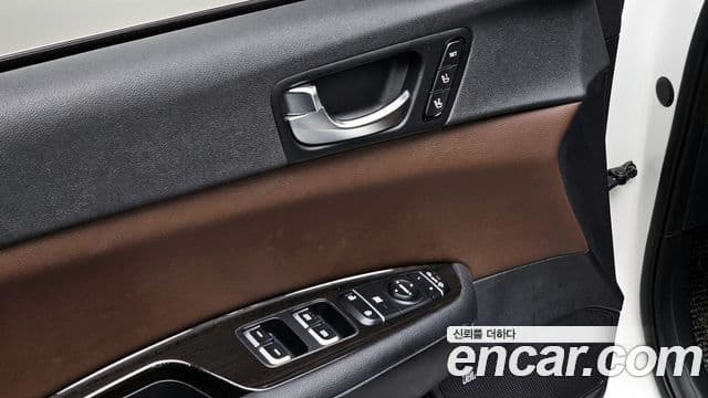 Kia K5 2세대 Noblesse Special, 2016 16