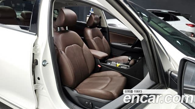 Kia K5 2세대 Noblesse Special, 2016 17