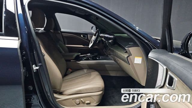 Kia K8 гибрид Noblesse, 2024 11