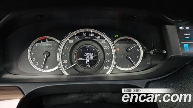 Honda 올뉴어코드 9세대, 2016 8