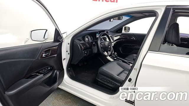 Honda 올뉴어코드 9세대, 2016 10