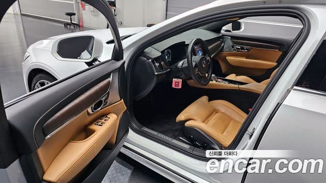 Volvo S90 B6 AWD Inscription, 2021 10