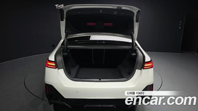 BMW 5시리즈 (G60) 520i M Sport, 2024 20