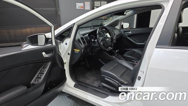 Kia The / новый New K3 Trendy, 2017 10