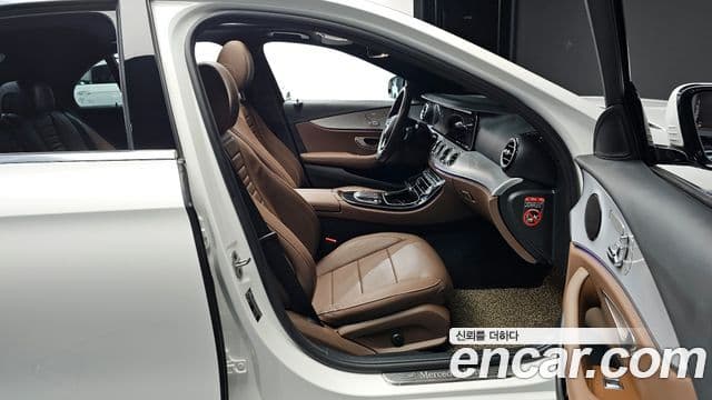 Mercedes-Benz E-класс W213 Avantgarde, 2021 10